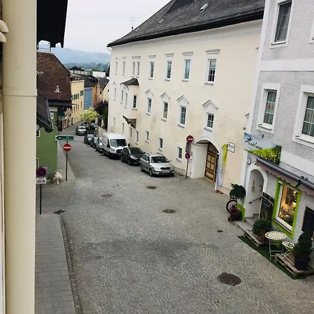Gemuetliches In Gmundens Altstadt Gmunden